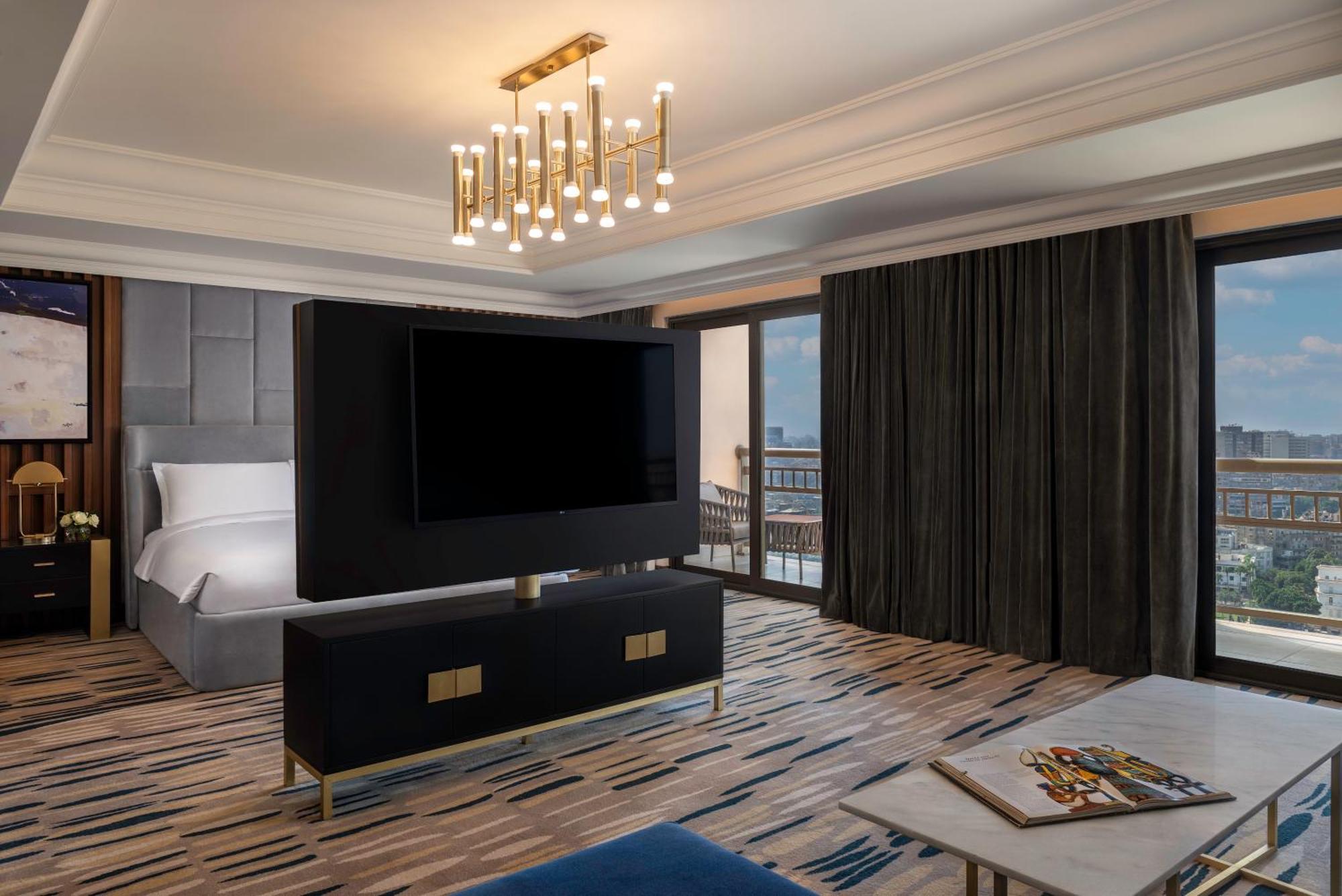Sofitel Cairo Downtown Nile Hotel Exterior photo A bedroom at the hotel